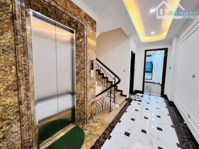 GIẢM SỐC 1,5 TỶ GIÁ MỚI 20,5 TỶ PHÂN LÔ KĐT AO SÀO, Ô TÔ TRÁNH, KINH DOANH, 70M2X MT 5M