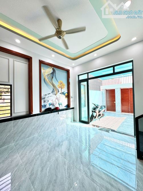 Bán nhà ĐẸP 3 Tầng Trung Tâm Biên Hòa,cho anh chị em tiền ít mà ở nhà Trung Tâm