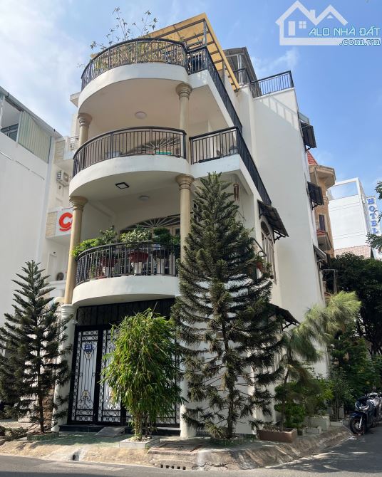 Góc 2 Mặt Tiền Phổ Quang, Tân Bình. DT: 5.2x14m, 3 Tầng ST Mới Giá Bán 16.3 Tỷ