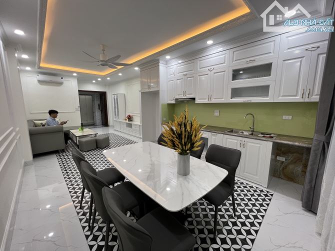 Kinh Doanh - Ga Ra Ô Tô Phụng Châu, Nhà mới 4 Tầng, 36m, 4PN, Giá 4.19 Tỷ. Tây Bắc