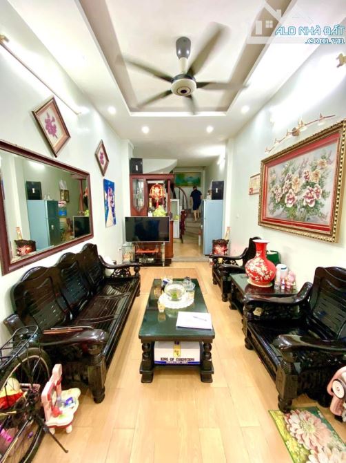 Bán nhà khu Trần Thái Tông - Cầu Giấy - giá chỉ 7,7 tỷ