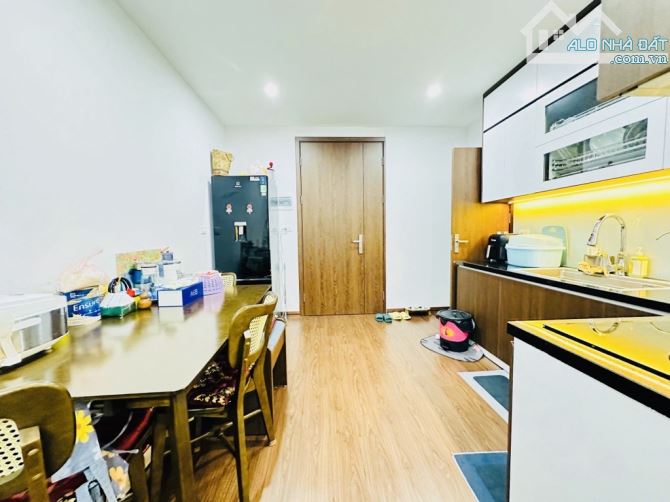 Bán nhà Tập Thể Vĩnh Phúc, dt85m, lô góc,3 ngủ, full nội thất sang trọng.