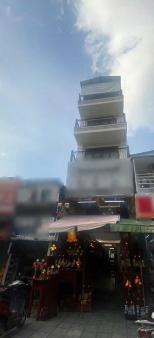 MẶT PHỐ ĐÊ LA THÀNH - DT 84M2 x 8T - MT 4,3M - 32,5 TỶ - VỈA HÈ - KD KHỦNG-THANG MÁY