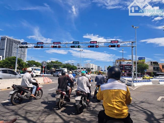 Mình cần bán lô đất mặt tiền Ngô Quyền , Sơn Trà , TP. Đà Nẵng  ⭐⭐⭐⭐⭐ ( Rộng 125m )