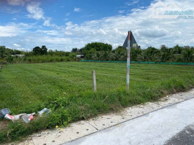chủ ngộp gửi bán gấp 155m giá rẻ đường xe hơi, xây dựng hoàn công