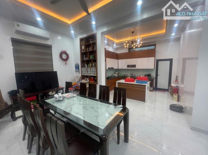 Bán biệt thự đơn lập khu Anh Dũng - Dương Kinh - DT331m - Mt19,5m - Bìa cá nhân giá 16,5ty