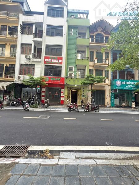 BÁN GẤP NHÀ PHỐ DUY TÂN, DỊCH VỌNG,CẦU GIẤY, DT 50M, 5 TẦNG, MT 4M, GIÁ NHỈNH 25 TỶ