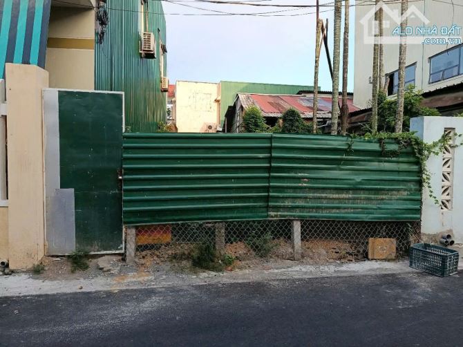 Bán lô đất 5x26m hẻm 416 Nguyễn Trãi, TP Quảng Ngãi, đường Ô tô thông