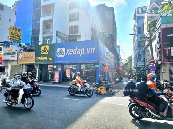 Bán nhà góc 2 Mặt Tiền Võ Thị Sáu - Trương Quyền Quận 3