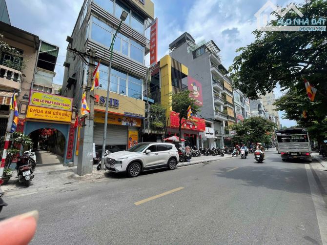 BÁN TÒA VĂN PHÒNG PHÂN LÔ NGOẠI GIAO ĐOÀN - 65M² - 6 TẦNG - MẶT TIỀN 7M - VỊ TRÍ ĐẸP