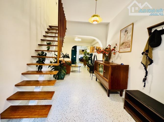 TL CChủ-45m2-Sát Quận 1- Thiết Kế Đẹp -Full Nội Thất-3 PN-Vuông A4 Phong Thủy Tốt-Nhỉnh 6T