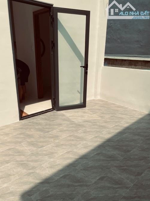 GIÁ NHỈNH 4 TỶ- CỰC PHẨM XÂY MỚI NHÀ 3 TẦNG ĐẸP – KIỆT Ô TÔ ĐƯỜNG 2/9 – FULL NỘI THẤT