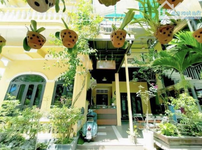 BIỆT THỰ VƯỜN + HOMESTAY TRUNG TÂM TP HUẾ. Cạnh nút giao Dương Văn An - Hà Huy Tập