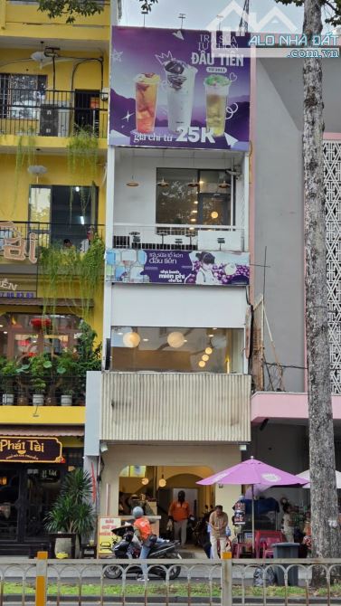 🏠[4mx20m]🏠 Mặt tiền Trần Hưng Đạo Q1❌Ngay ngã tư Đề Thám, cách phố tây Bùi Viện 200m