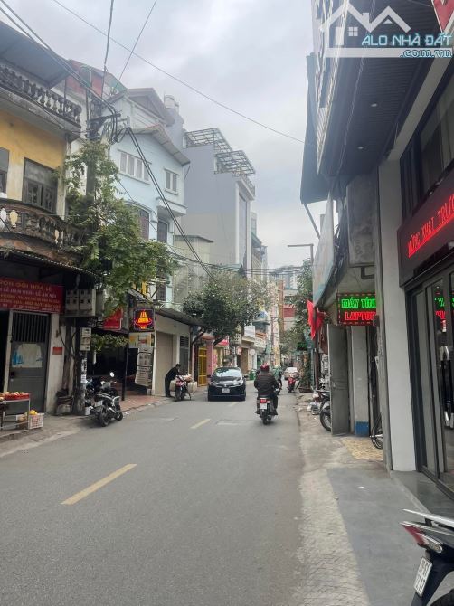 CHỈ 24 TỶ SỞ HỮU NHÀ MẶT PHỐ HOÀNG NGÂN 69m*5T, MT5.5m - LÔ GÓC 2 THOÁNG - KINH DOANH ĐỈNH