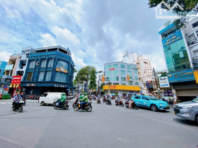 Đơn Giá Chỉ 350 Triệu/m2 MT Trần Quang Khải Q1 DT 8x35m QH Hầm 8T Chỉ 100 Tỷ