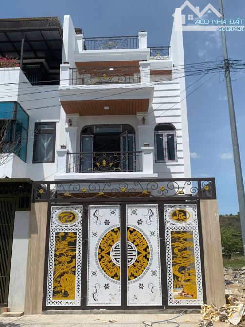BÁN NHÀ KĐT MỸ GIA NHA TRANG ĐANG HOÀN THIỆN