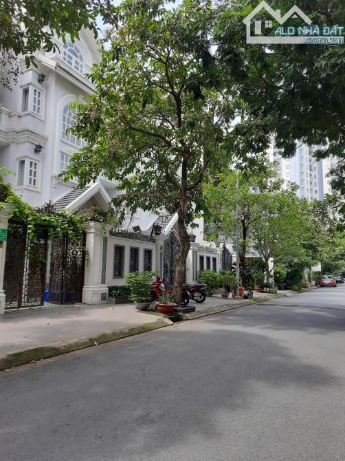 Bán Biệt thự VIP nhất Kiều Đàm, Him Lam, Tân Hưng, Q7, 9m x 23m, 207m2, 6 lầu, chỉ 39,5 tỷ