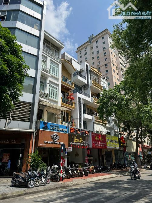 Bán tòa nhà 10 tầng mp Trần Thái Tông, 90m, thang máy, 2 mặt thoáng,, kd đỉnh