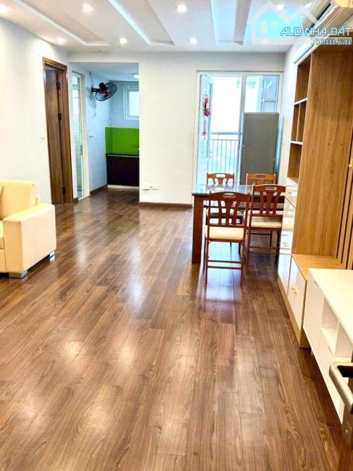 CĂN HỘ CHUNG CƯ SAPPHIRE PALACE SỐ 4 CHÍNH KINH THANH XUÂN 83m 5.9 TỶ FULL NỘI THẤT
