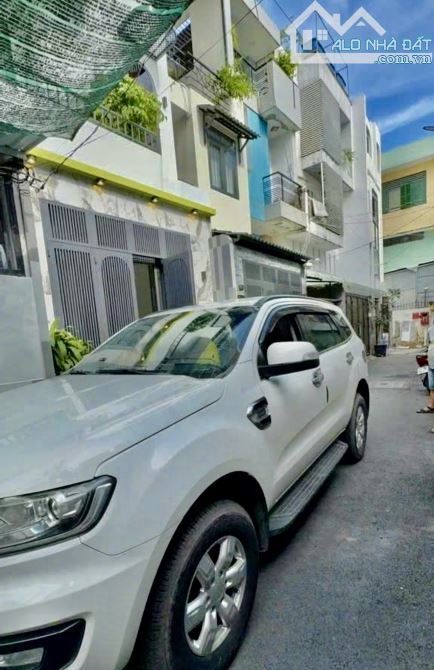Bán nhà gần Felizhome, ô tô qua lại, gần bãi gửi, kinh doanh, 38m2, hơn 8 tỷ