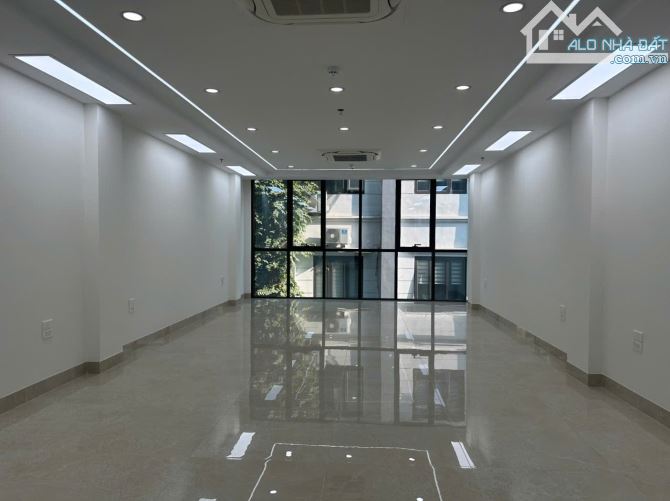SIÊU ĐẸP - NHÀ PHỐ TRÚC KHÊ- 8 TẦNG THÔNG SÀN THANG MÁY - 70M2 - 5M MẶT TIỀN - Ô TÔ TRÁNH