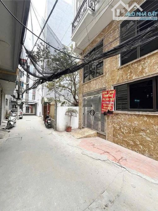 GIẢM CHÀO 4 TỶ!!! BÁN CCMN Ô TÔ VÀO 387 VŨ TÔNG PHAN - 28 PHÒNG THU 1,6 TỶ/NĂM GIÁ 31.5 TỶ