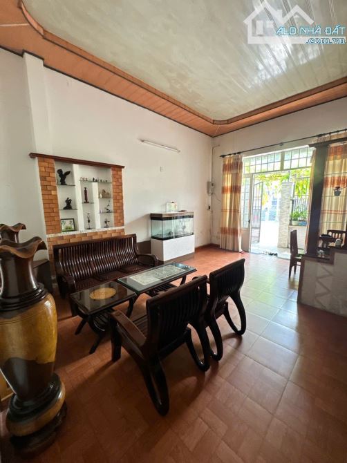 🏡 BÁN NHÀ CẤP 4 MẶT TIỀN TRỊNH HOÀI ĐỨC – KHUÊ TRUNG – CẨM LỆ