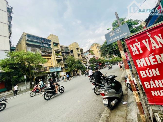 SIÊU HIẾM THANH NHÀN – GẦN PHỐ, GẦN TRƯỜNG – 3 TẦNG CHẮC CHẮN, SỔ ĐỎ RIÊNG