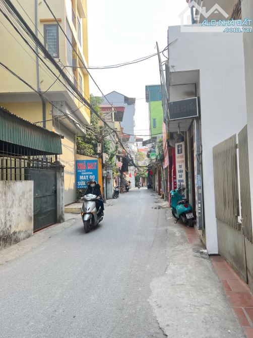 Nhà 5 tầng thang máy, kinh doanh tốt, gần trường học, Phúc Đồng