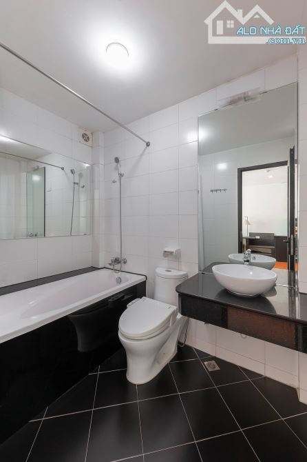 Bán tòa nhà Khách Sạn mặt phố Yên Phụ nhỏ DT 210m2 x 11 tầng, mặt tiền 8.5m, Giá 129 tỷ - 10