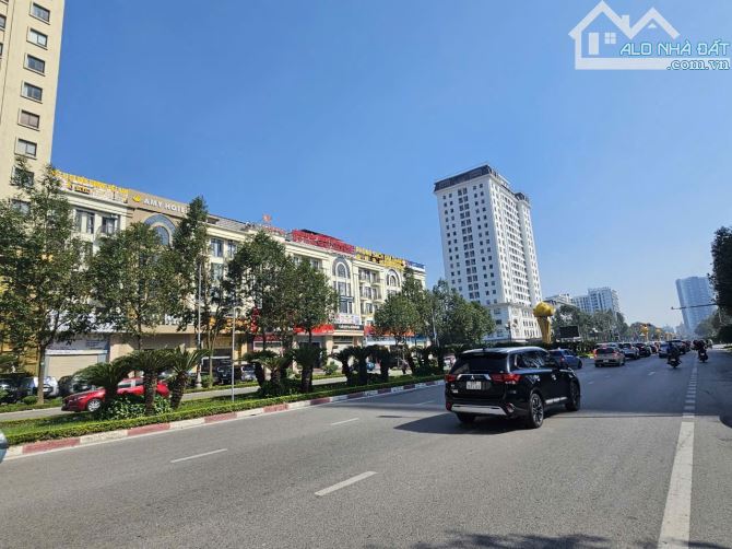 👉👉👉 Bán Biệt Thự 3,5 Tầng và shophous 7 tầng Mặt Đường Lê Thái Tổ và Lý Thái Tổ - 1
