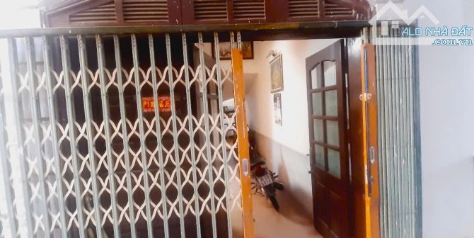 BÁN GẤP NHÀ ĐẸP GẦN MẶT PHỐ THẠCH CẦU LONG BIÊN – 3TẦNG 60M² – GIÁ CHỈ 6,9 TỶ TL - 1
