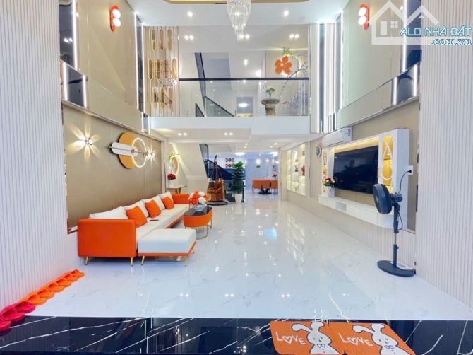 NHÀ 5 TẦNG MỚI - DT KHỦNG 5x20M - XE HƠI NGỦ TRONG NHÀ - FULL NT CAO CẤP - NHỈNH 9 TỶ - 1