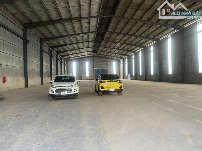Cho thuê 1800m2 XƯỞNG Khánh Bình Tân Uyên , PCCC tự động , giấy tờ đầy đủ , đường công - 1