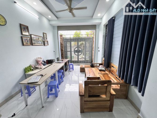 Bán Nhà Đẹp 3 Tầng Khu VIP Linh Đông – Gần Phạm Văn Đồng – Hẻm Xe Hơi –81m2 - Ngang 6m - 1