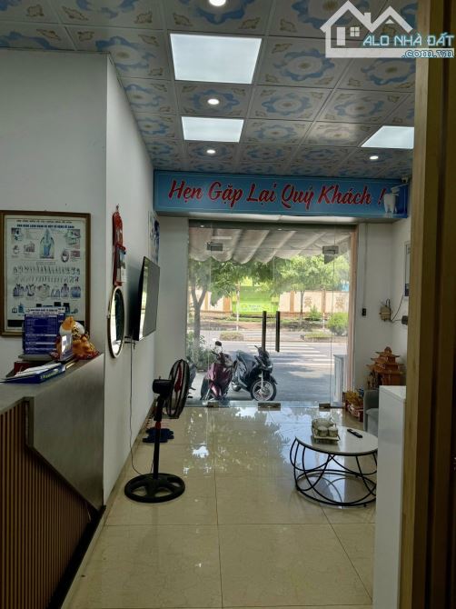 BÁN NHÀ LÔ ĐẸP NHẤT TRUNG TÂM TỨ HIỆP IEC. TRỤC CHÍNH . DT 91M . NHÀ 5 TẦNG . LÔ GÓC - 1