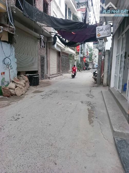 Bán Nhà 120m x 3 Tầng, Xuân Đỉnh, Ô Tô Đậu Cửa, Chỉ 20 Tỷ - 1