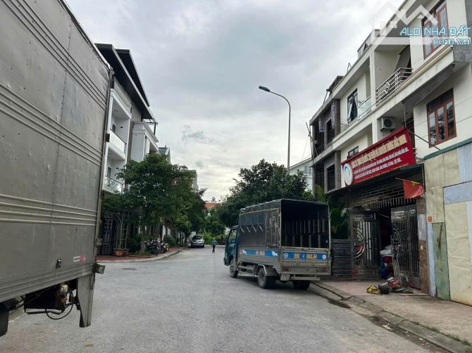 Bán Lô Góc KĐT Đại Dương . dt 236m . mt 12.3m . hướng TN & TB . giá 31 tỷ - 1