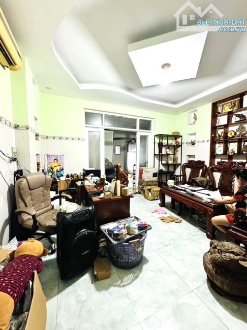 🏠 Nhà 3 tầng Mặt tiền đường THẠNH XUÂN 39, Q12 - Dt 176m2 (6.5 x 28), nở hậu 6.9m - 1