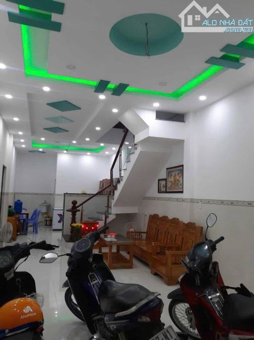 Bán nhà có 4 phòng trọ Mỹ Phước 3 Bến Cát Bình Dương  2.4 tỷ - 1