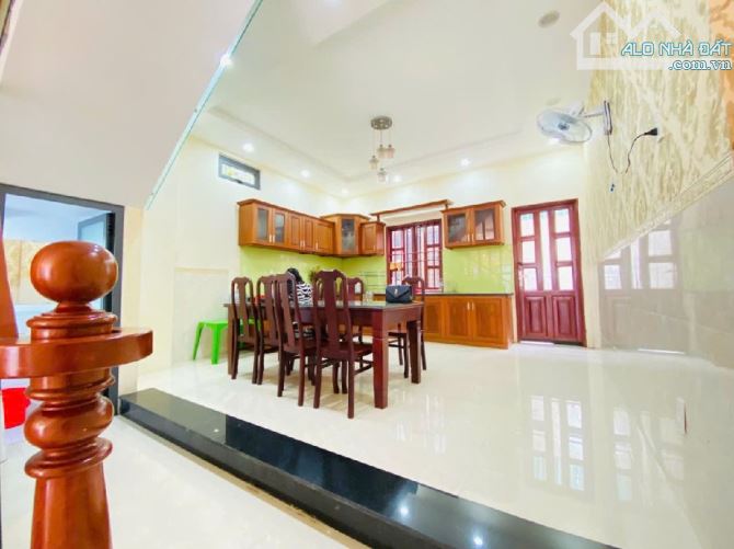 SIÊU PHẨM NHÀ 3 TẦNG MẶT TIỀN ĐƯỜNG ĐOÀN TRẦN NGHIỆP- LIÊN CHIỂU -NGAY CHỢ HÒA KHÁNH - 1