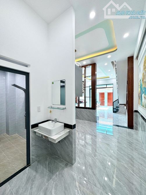 Bán nhà ĐẸP 3 Tầng Trung Tâm Biên Hòa,cho anh chị em tiền ít mà ở nhà Trung Tâm - 1