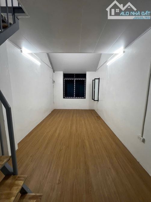 BÁN NHÀ KHU TẬP THỂ KHƯƠNG TRUNG, DT 20M , CHỈ NHỈNH 2 TỶ, NGAY GẦN TRƯỜNG HỌC - 1