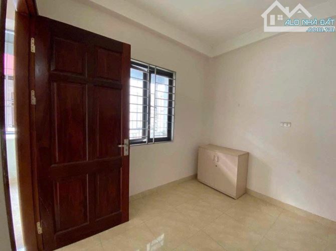 Cho thuê nhà riêng 40m2, 17 triệu, 4 tầng thông sàn, Trung Kính, Yên Hòa, Cầu Giấy, Hà Nội - 1