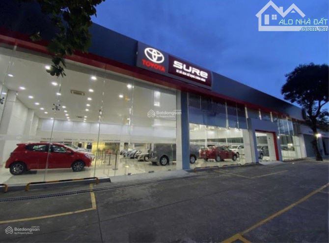 Ngân hàng định giá 65 tỷ, bán gấp 48 tỷ. MT ngay ĐH Hutech, 7.5x50m CN 231m2. GPXD: H5T - 1
