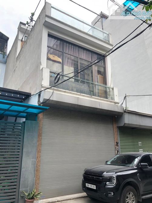 Bán nhà 3 tầng dân xây Sài Đồng Long Biên - 1