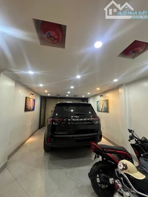 BÁN NHÀ TRƯƠNG ĐỊNH, 7 TẦNG, LÔ GÓC, THANG MÁY, Ô TÔ TRÁNH VÀO NHÀ, 23.X TỶ - 1