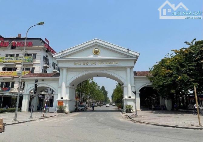 Chính chủ bán đất dịch vụ YÊN NGHĨA - Trục chính Kinh doanh 50m2 - 10.x tỷ - 1