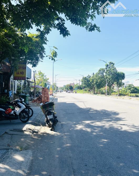 Mặt tiền đường Đồng Khởi - Kqh Bàu Vá - 1